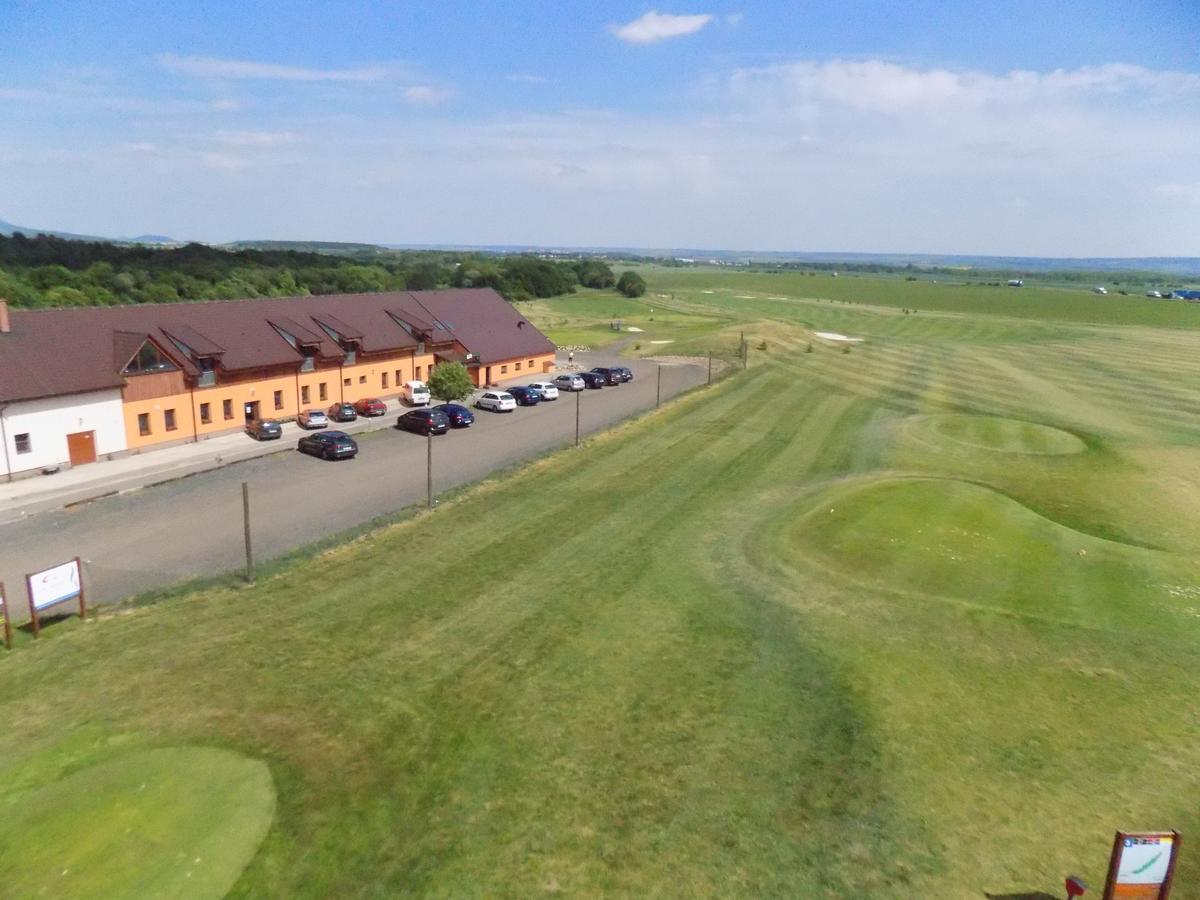 Hotel Golf Bitozeves المظهر الخارجي الصورة